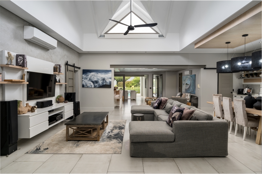 4 Bedroom Property for Sale in Pearl Valley at Val de Vie Western Cape